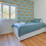 Cascais Center Family Apartment With Courtyard